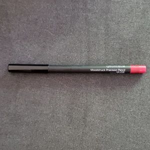 Younique Lip Liner in the shade Primal